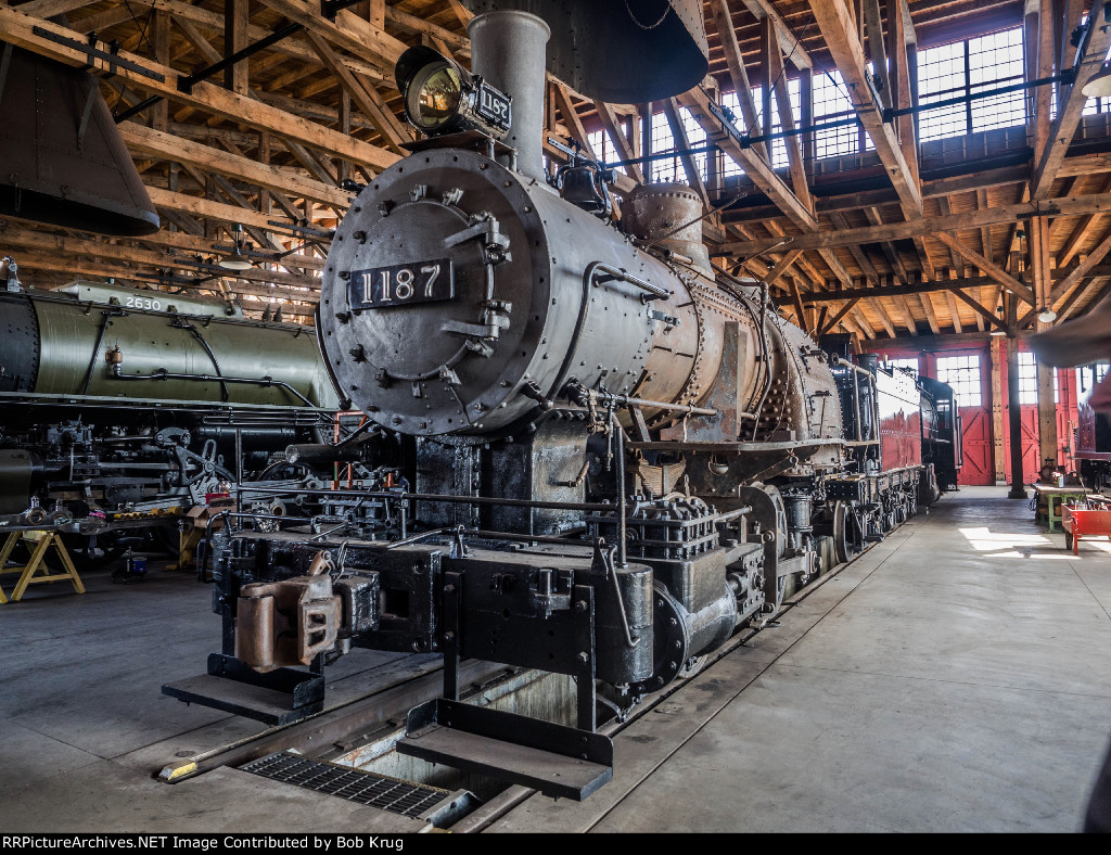 Reading Company camelback 0-4-0 steam locomotive number 1187